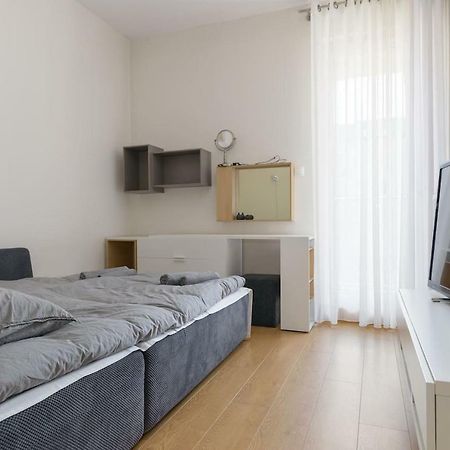 Dabrowskiego Apartment Poznan Ngoại thất bức ảnh